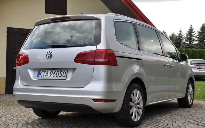 Volkswagen Sharan cena 43900 przebieg: 266000, rok produkcji 2010 z Tarnów małe 704